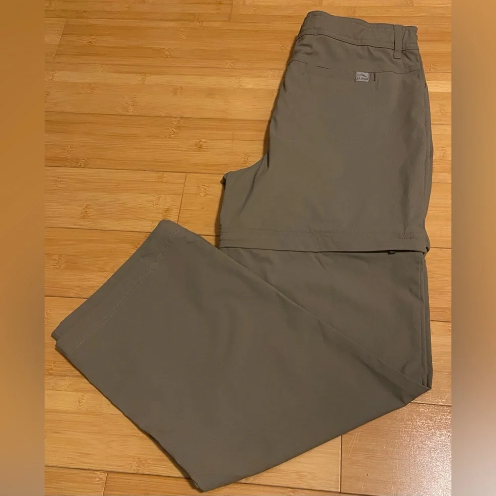 L.L.Bean Boys Convertible Hiking Outdoor Pants | Zip-Off Shorts | Size 16 - Picture 10 of 10